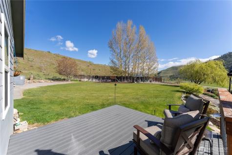 2081 Highway 153 Carlton WA 98814