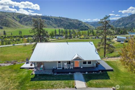 2081 Highway 153 Carlton WA 98814