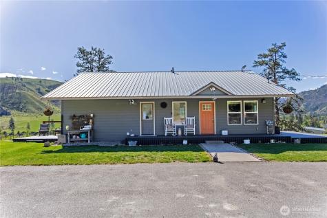 2081 Highway 153 Carlton WA 98814