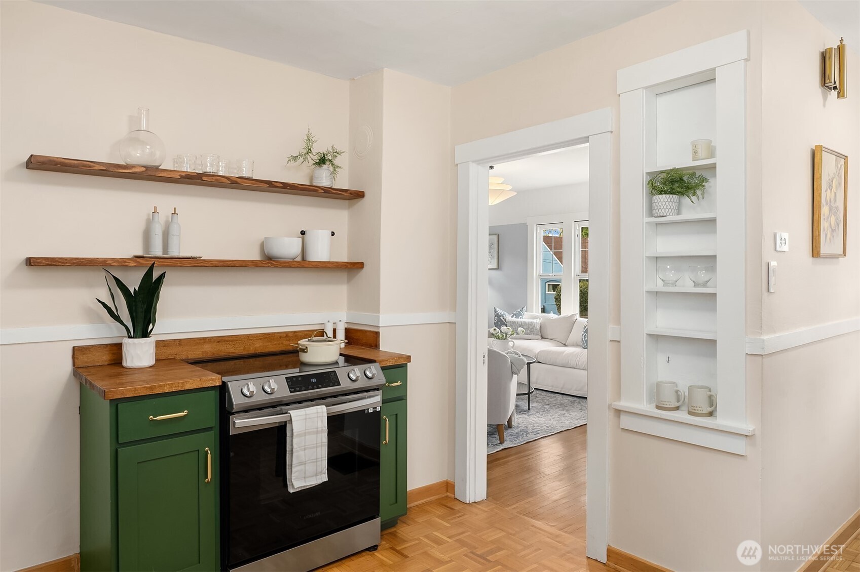 6044 25th Avenue NE Seattle WA 98115