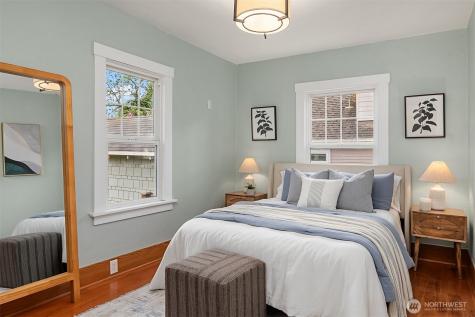 6044 25th Avenue NE Seattle WA 98115