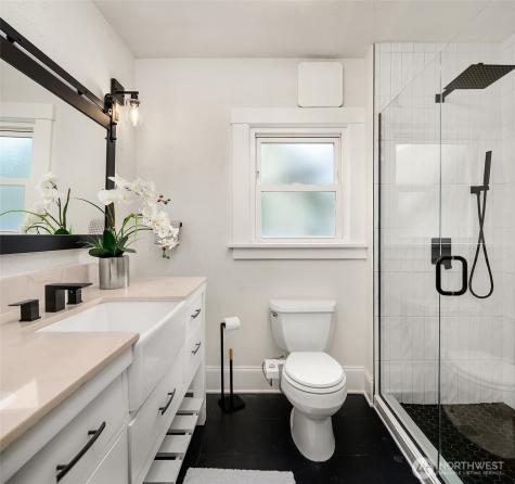 6044 25th Avenue NE Seattle WA 98115
