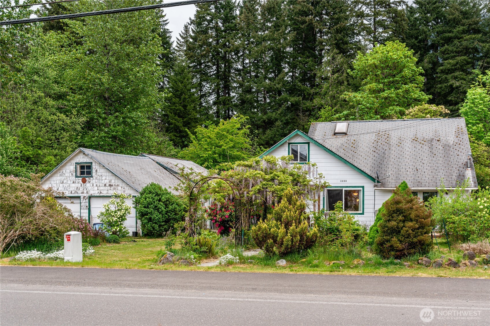 1050 Montague Avenue Darrington WA 98241