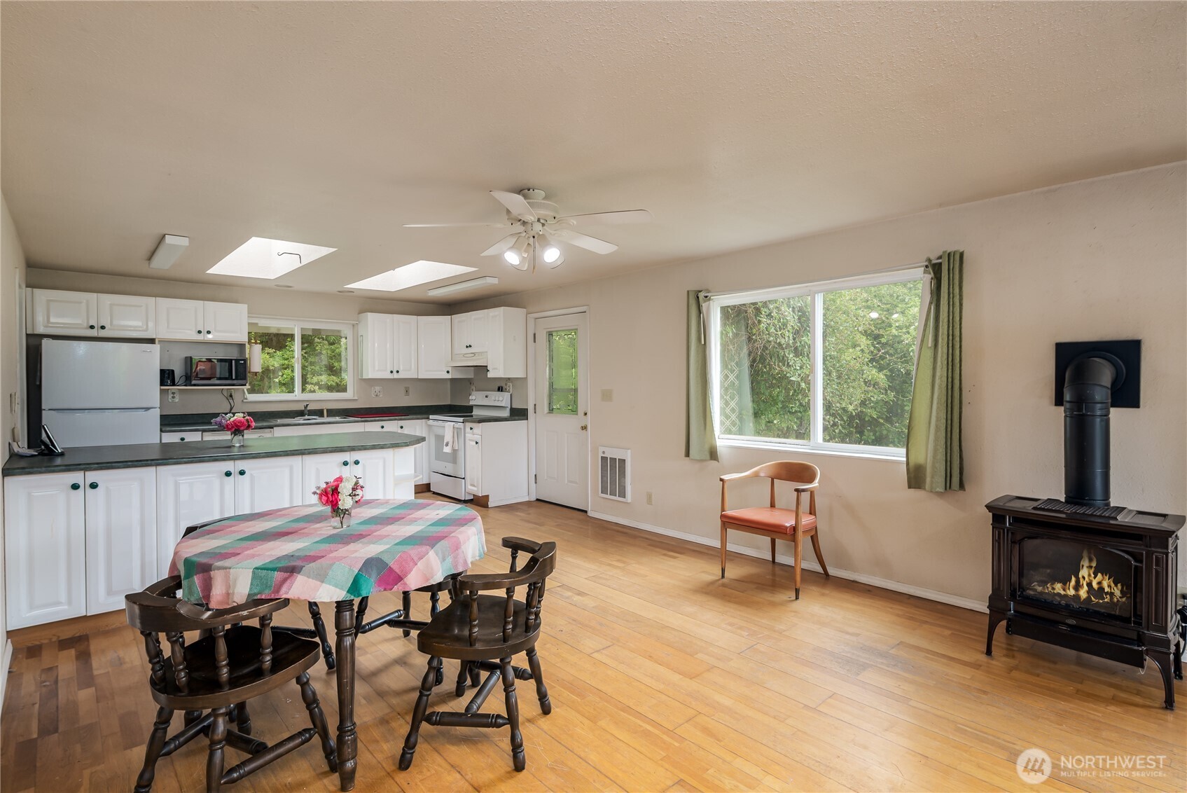 1050 Montague Avenue Darrington WA 98241