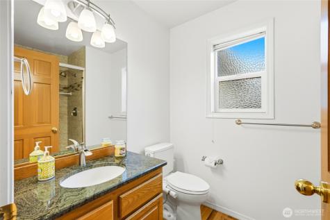 13945 SE 159th Place Renton WA 98058