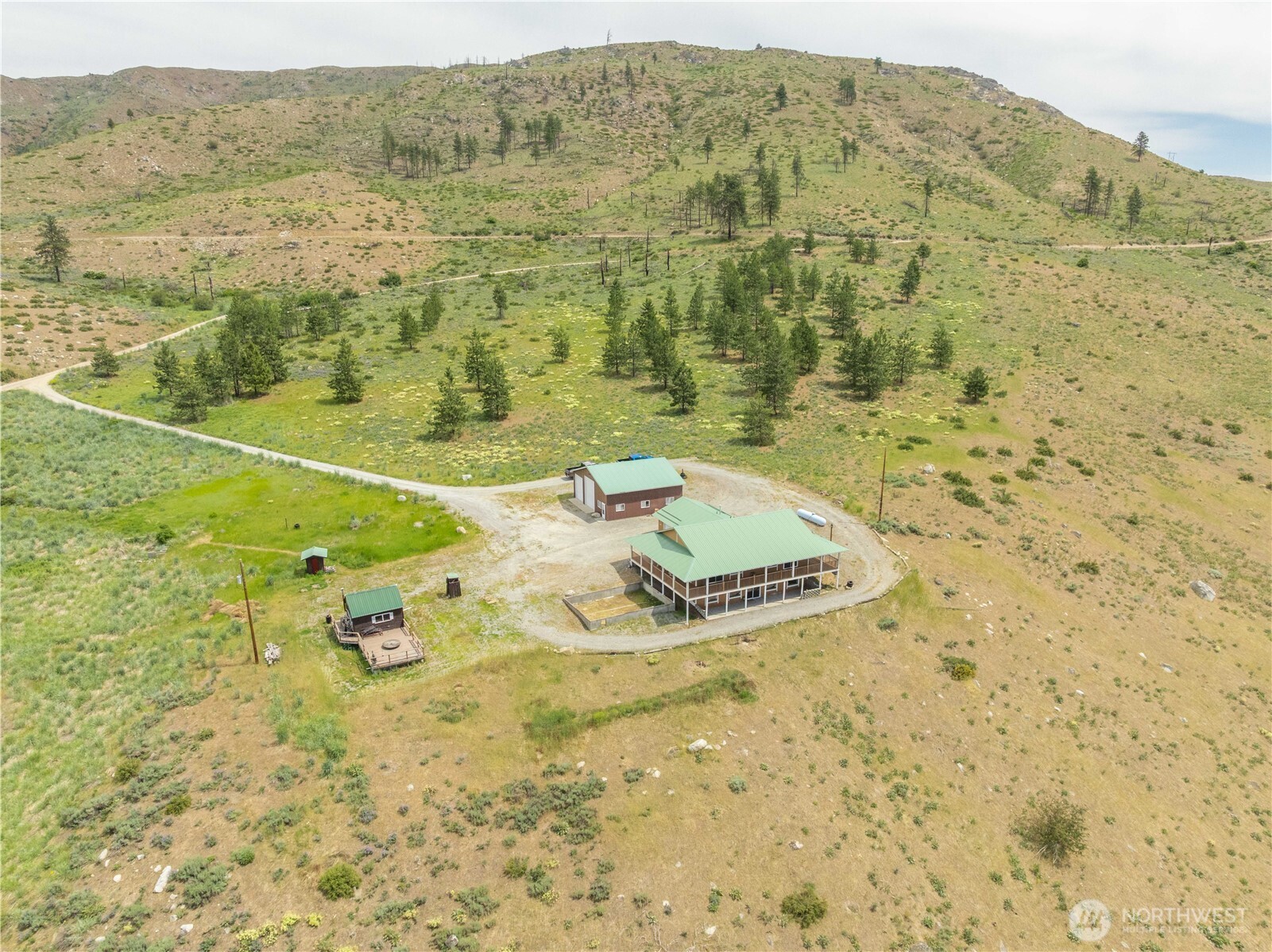 29 Barn Dance Drive Pateros WA 98846