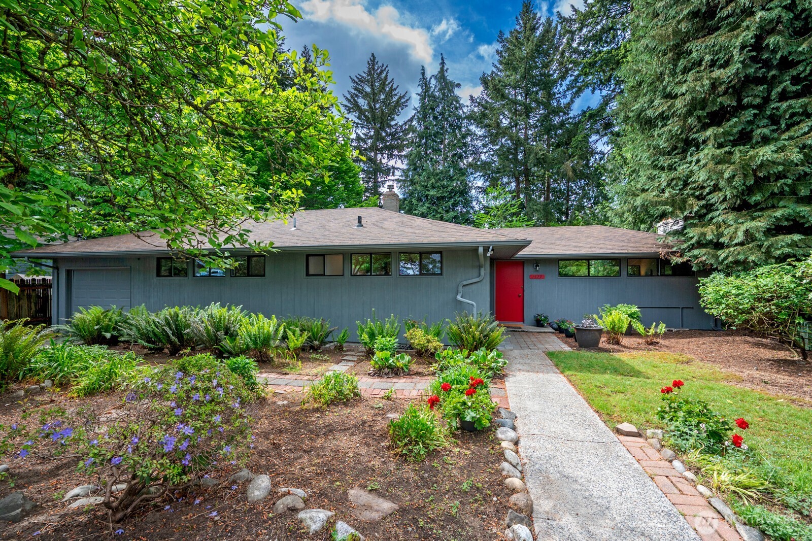 1529 NE 107th Street Seattle WA 98125