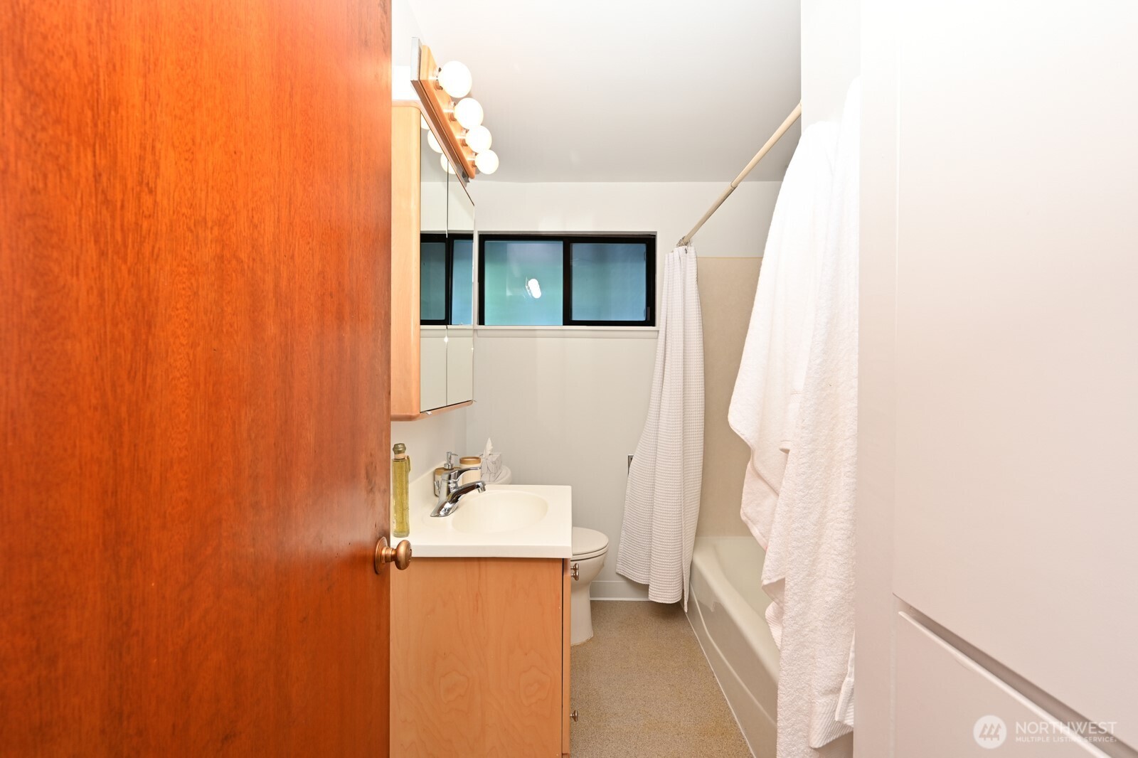 1529 NE 107th Street Seattle WA 98125