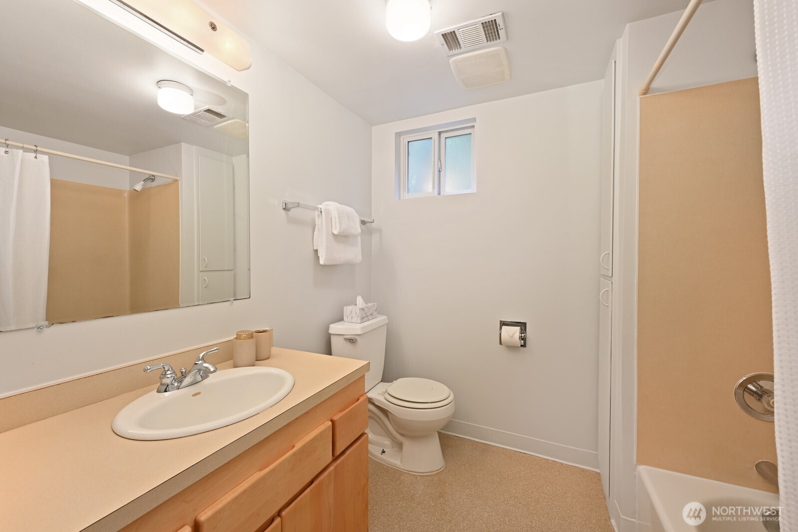 1529 NE 107th Street Seattle WA 98125
