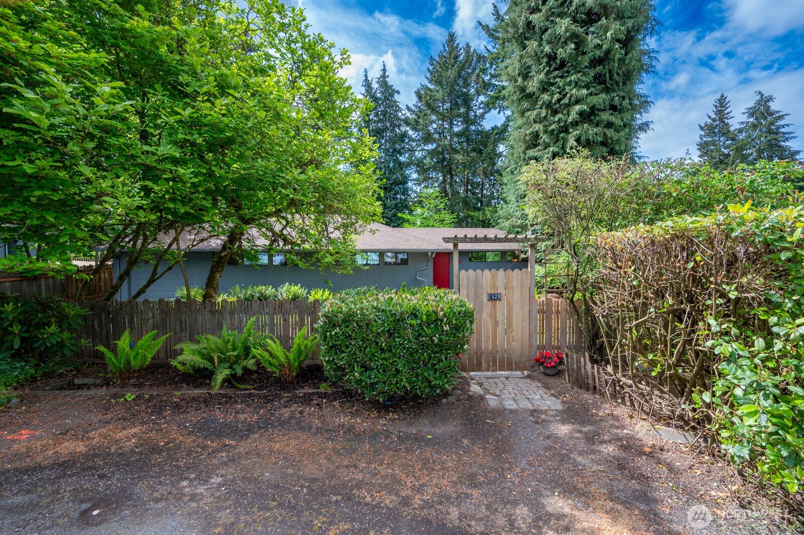 1529 NE 107th Street Seattle WA 98125