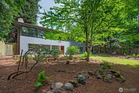 1529 NE 107th Street Seattle WA 98125