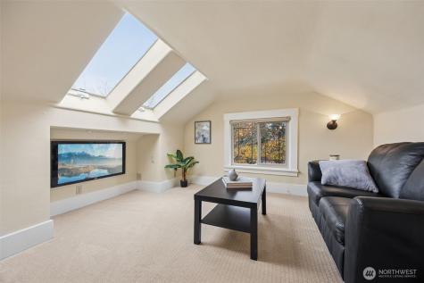 1833 3rd Street Kirkland WA 98033