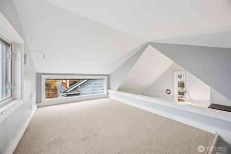 1833 3rd Street Kirkland WA 98033