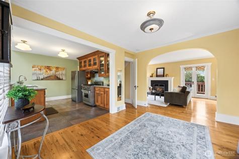 1833 3rd Street Kirkland WA 98033