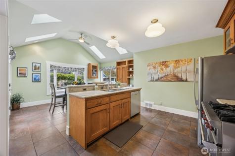 1833 3rd Street Kirkland WA 98033