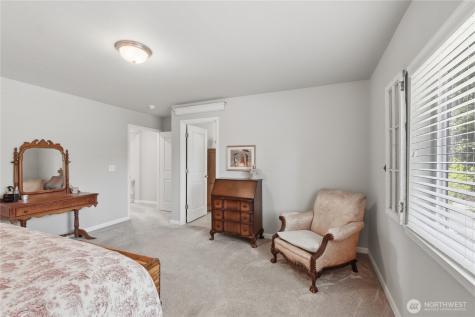 4991 Admiral Street Gig Harbor WA 98332