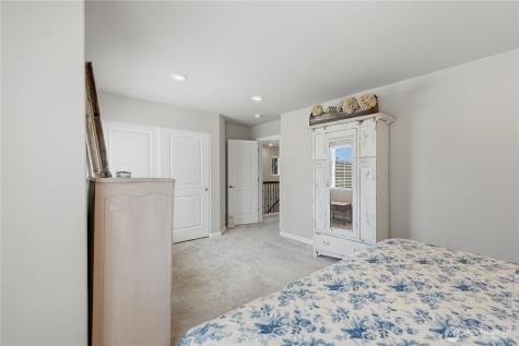4991 Admiral Street Gig Harbor WA 98332