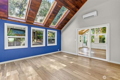 11785 Penny Place NE Bainbridge Island WA 98110