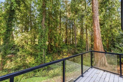 11785 Penny Place NE Bainbridge Island WA 98110