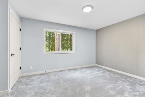 11785 Penny Place NE Bainbridge Island WA 98110