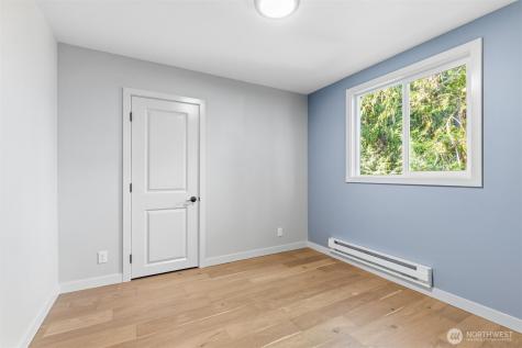 11785 Penny Place NE Bainbridge Island WA 98110