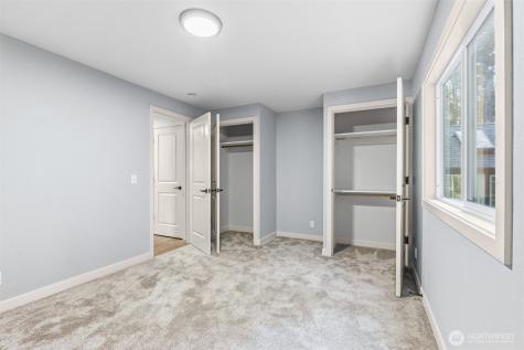 11785 Penny Place NE Bainbridge Island WA 98110