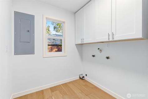 11785 Penny Place NE Bainbridge Island WA 98110