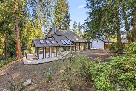 11785 Penny Place NE Bainbridge Island WA 98110