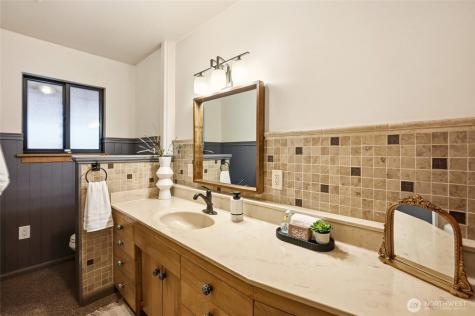 525 Kenosia Avenue S Kent WA 98030