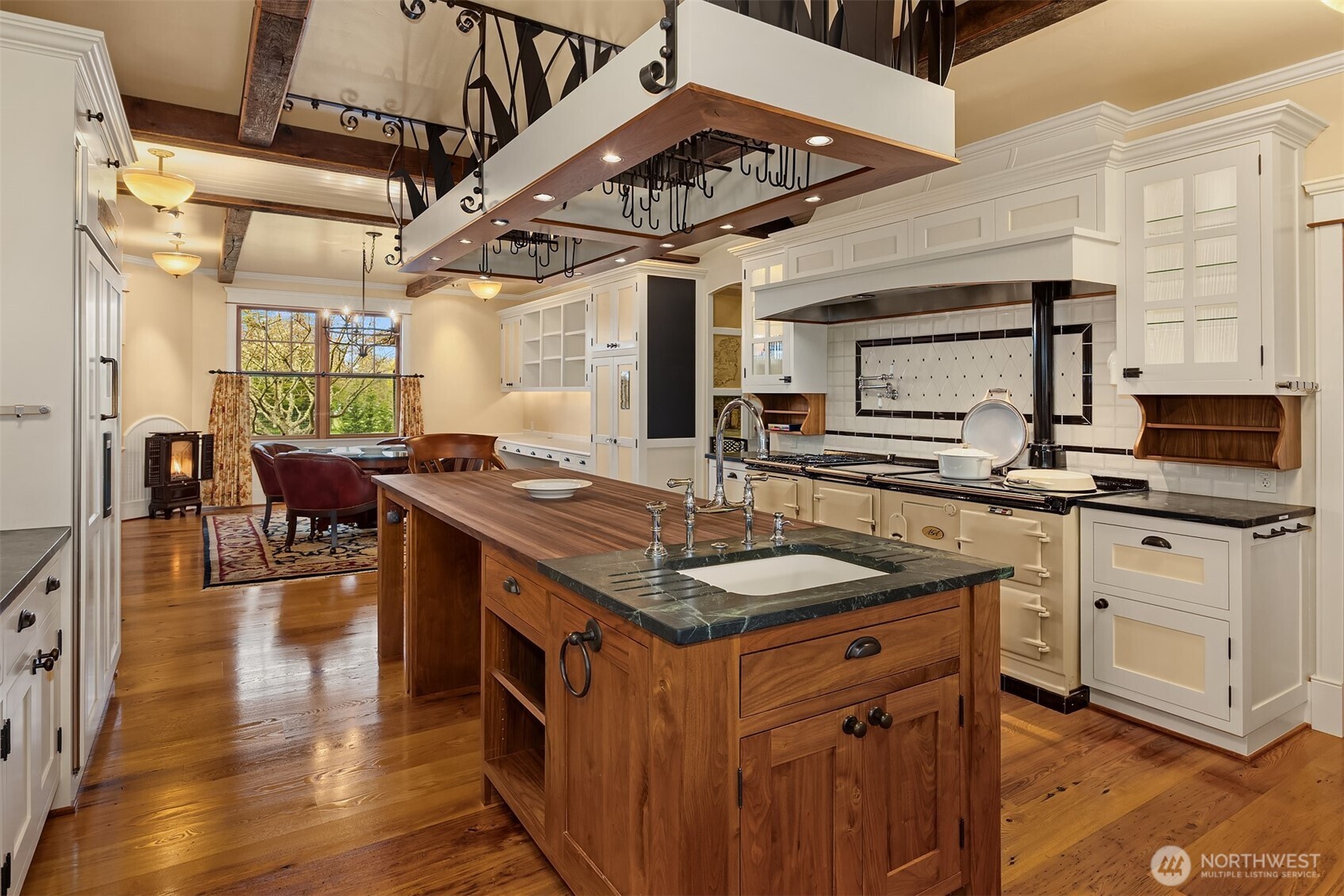 231 River Run Road Sequim WA 98382