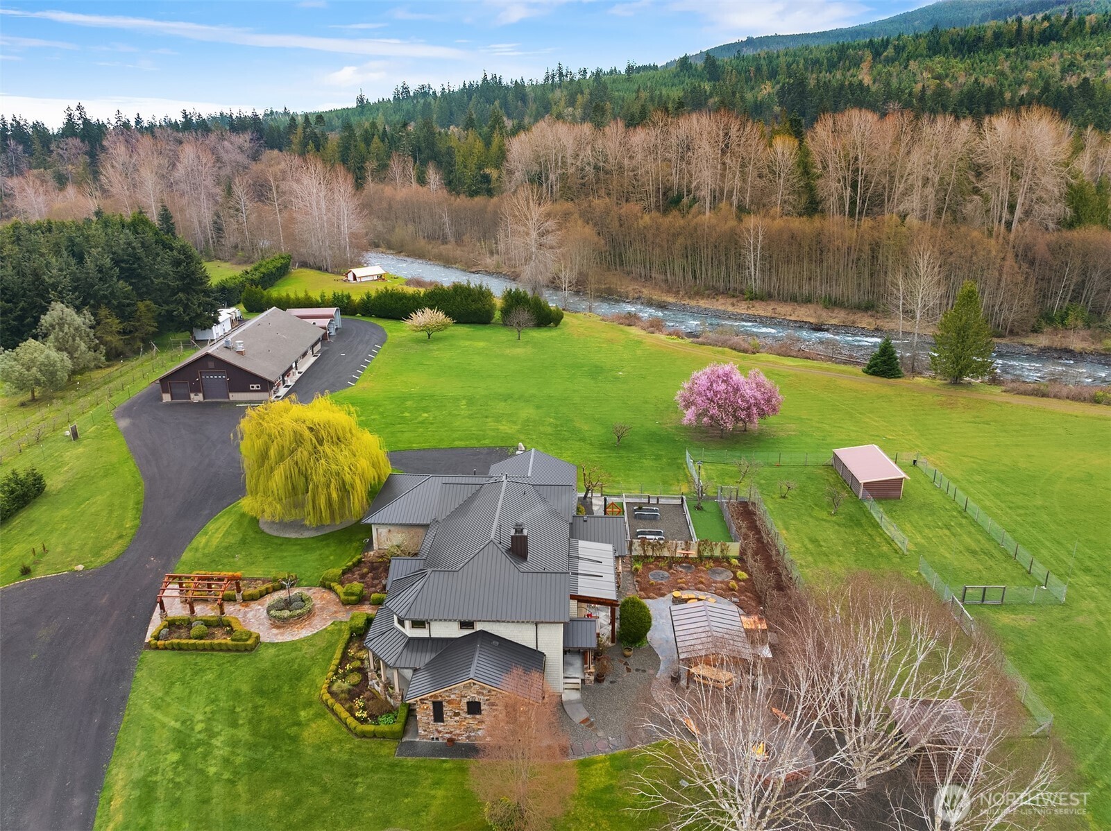 231 River Run Road Sequim WA 98382