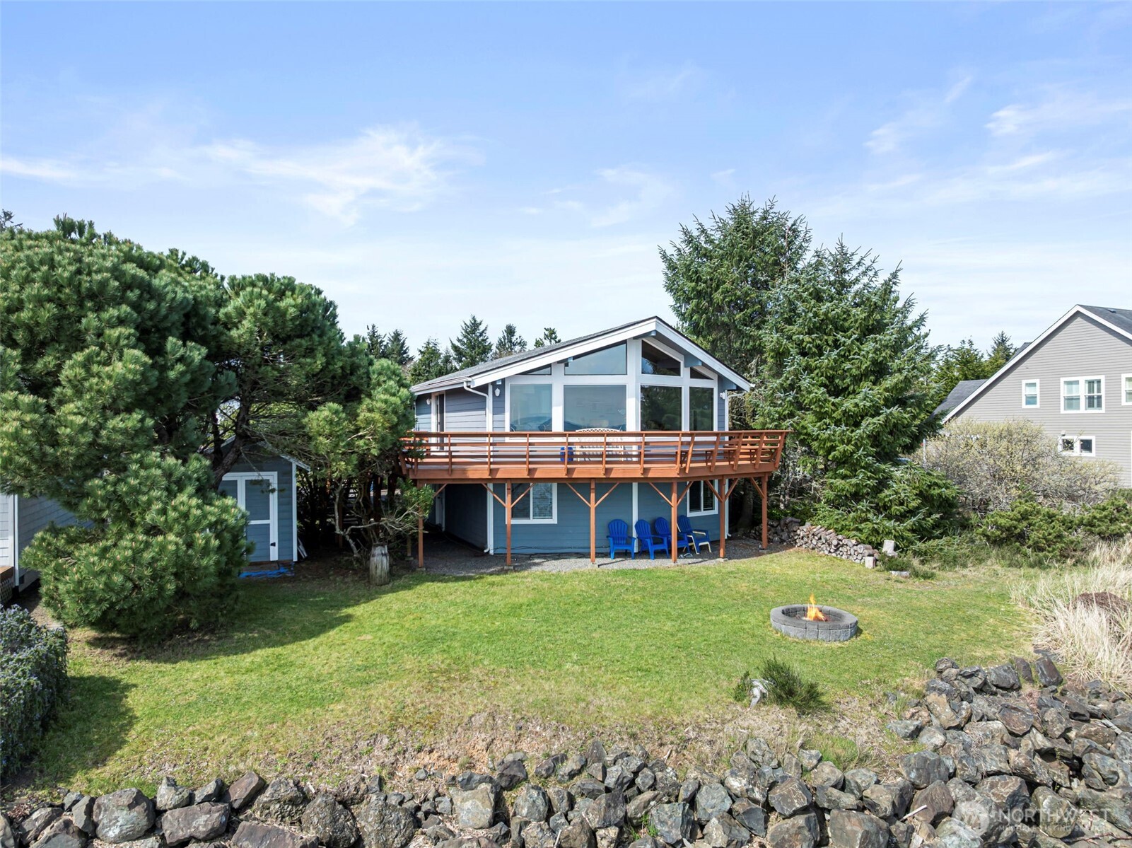 326 Harbor View Loop SE Ocean Shores WA 98569