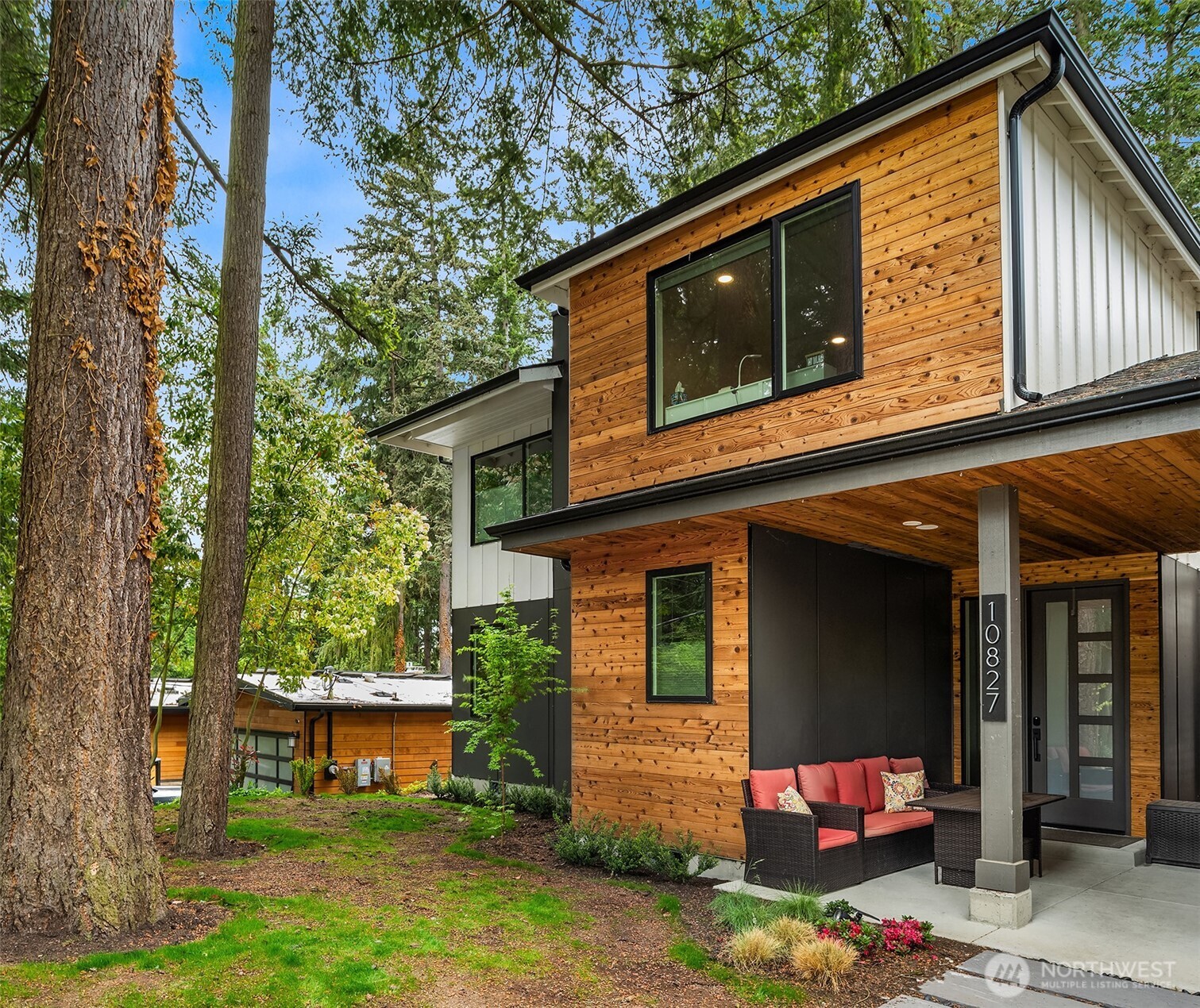 10827 104th Avenue NE Kirkland WA 98033