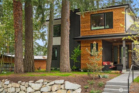 10827 104th Avenue NE Kirkland WA 98033