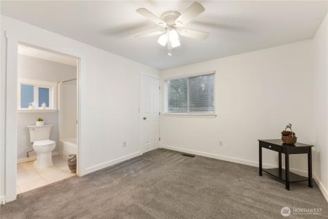 3697 SE Ardenwald Place Port Orchard WA 98366