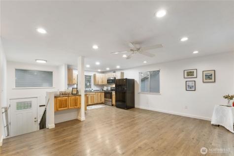 3697 SE Ardenwald Place Port Orchard WA 98366