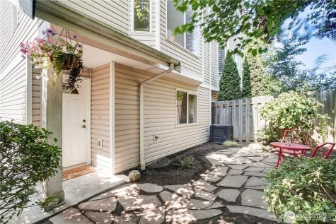 1417 N 97th Street Seattle WA 98103