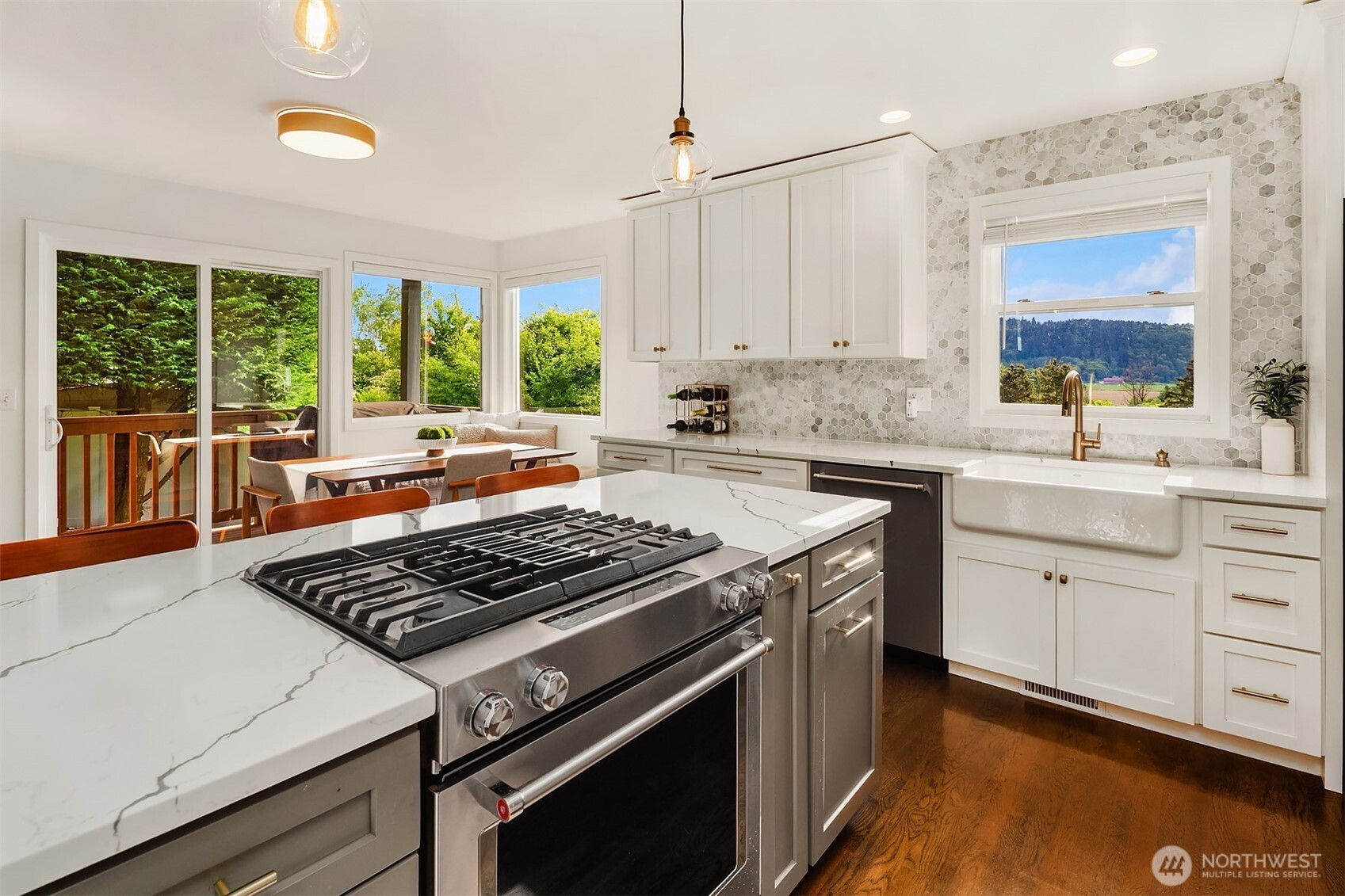 14823 1st Avenue NE Duvall WA 98019