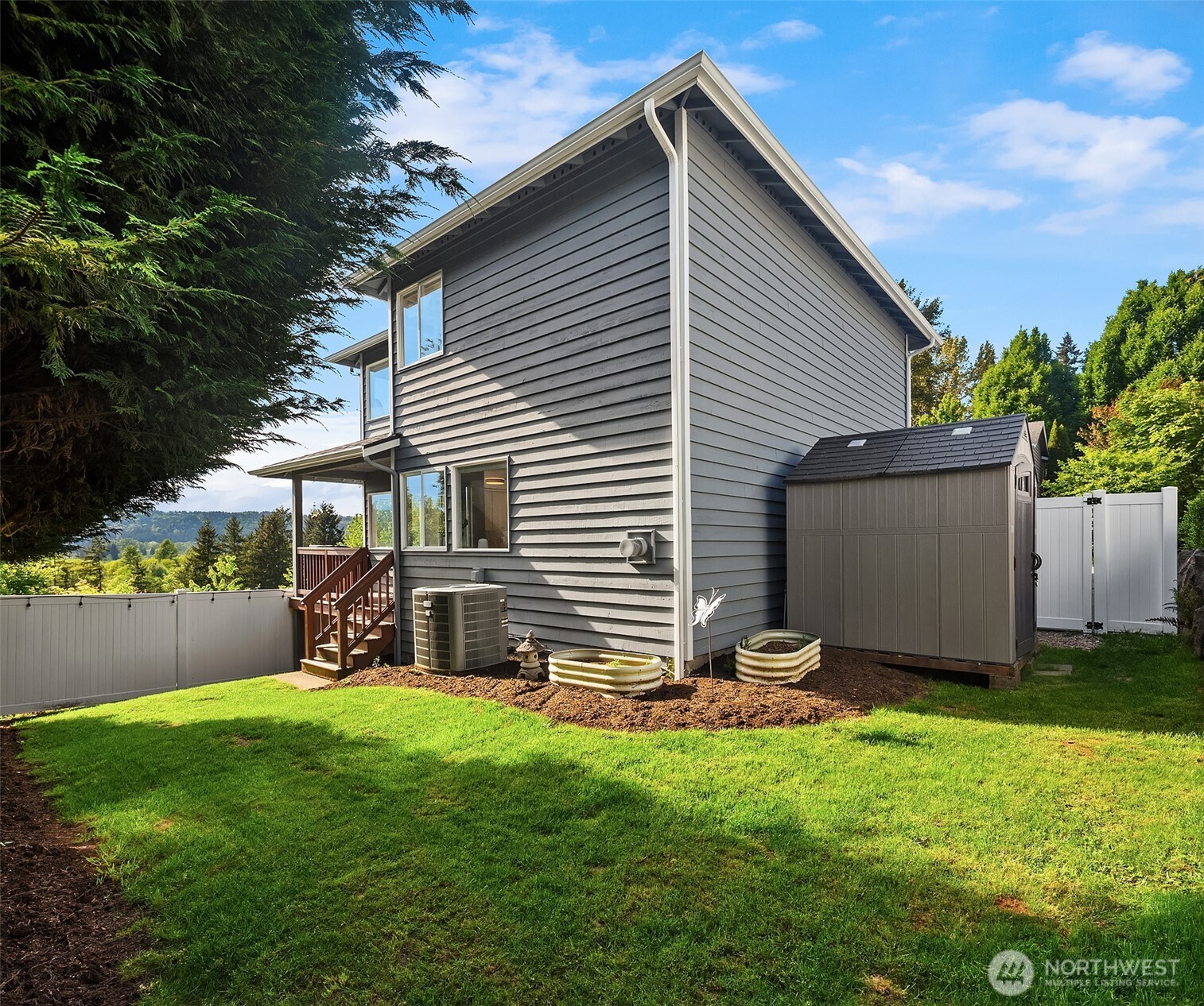 14823 1st Avenue NE Duvall WA 98019