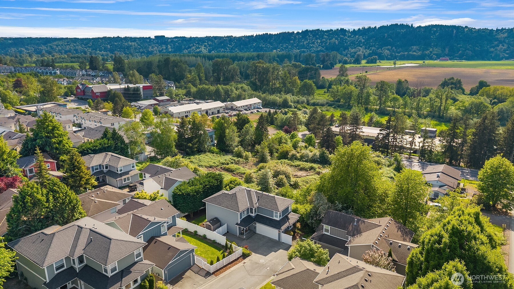 14823 1st Avenue NE Duvall WA 98019