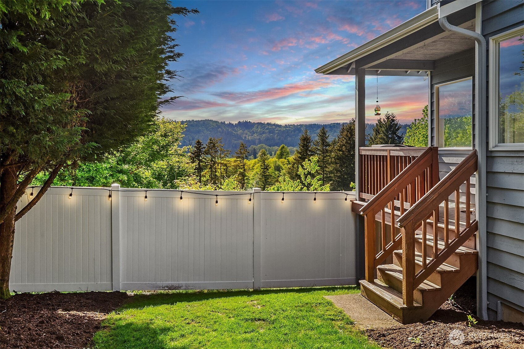 14823 1st Avenue NE Duvall WA 98019