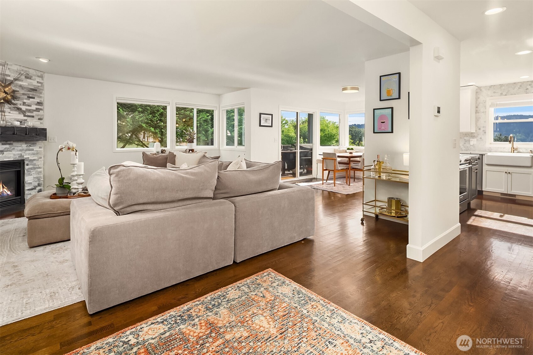 14823 1st Avenue NE Duvall WA 98019