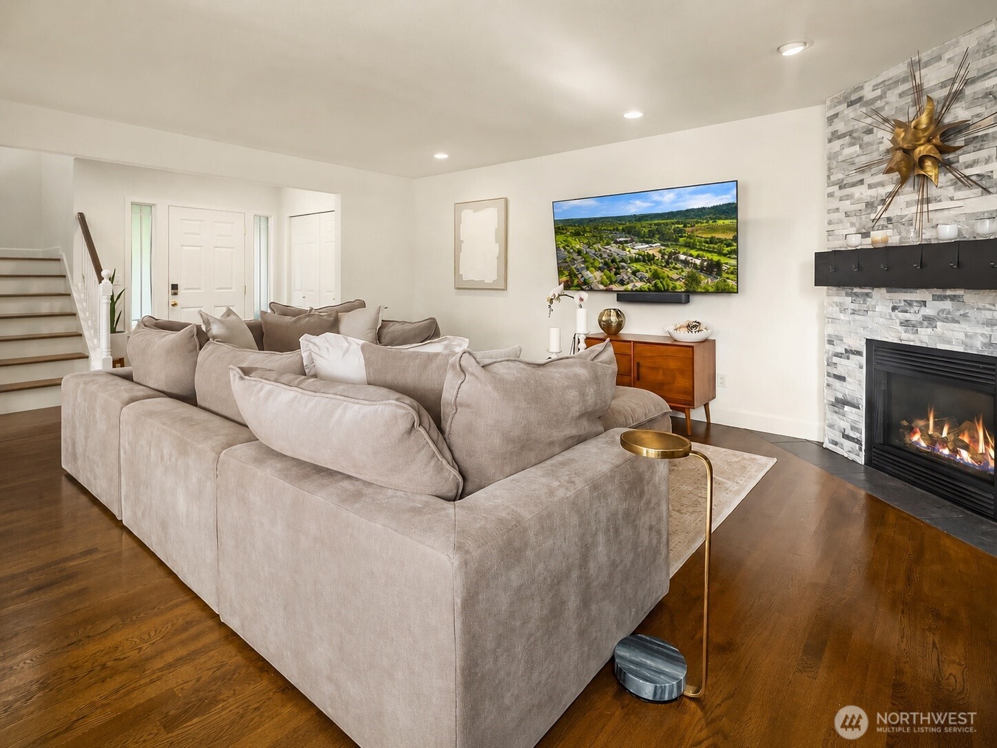 14823 1st Avenue NE Duvall WA 98019