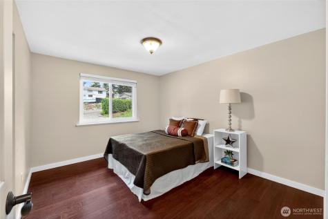 4815 West Tapps Dr East Lake Tapps WA 98391