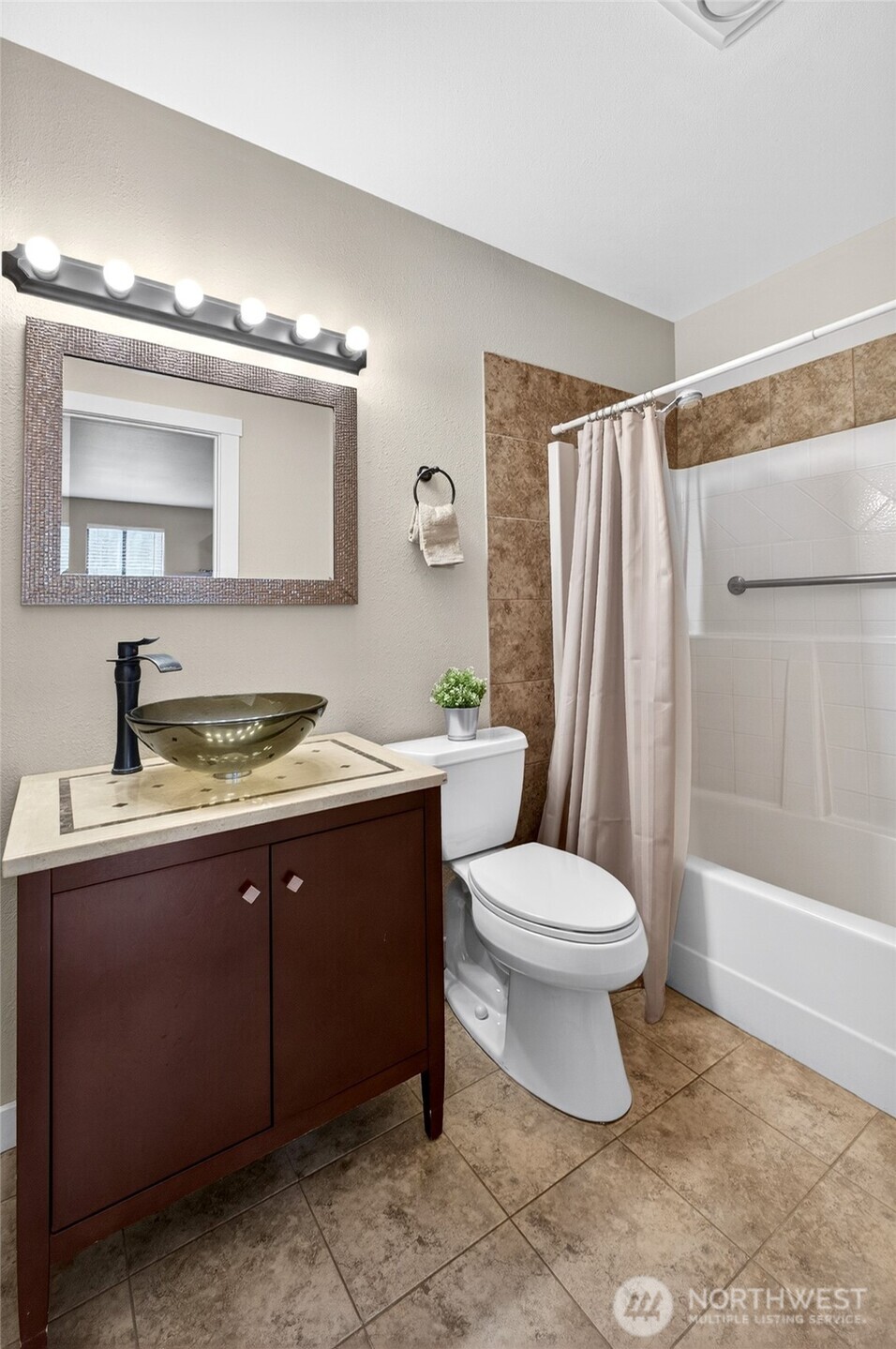 4815 West Tapps Dr East Lake Tapps WA 98391