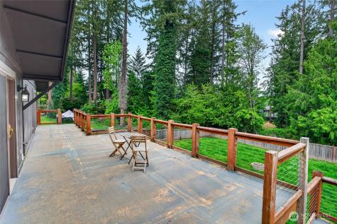 4815 West Tapps Dr East Lake Tapps WA 98391