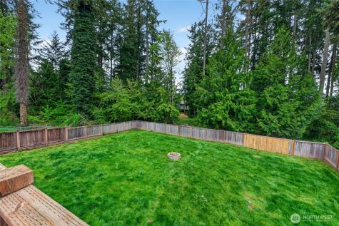 4815 West Tapps Dr East Lake Tapps WA 98391