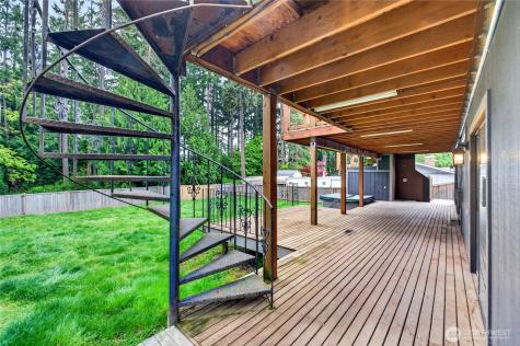 4815 West Tapps Dr East Lake Tapps WA 98391