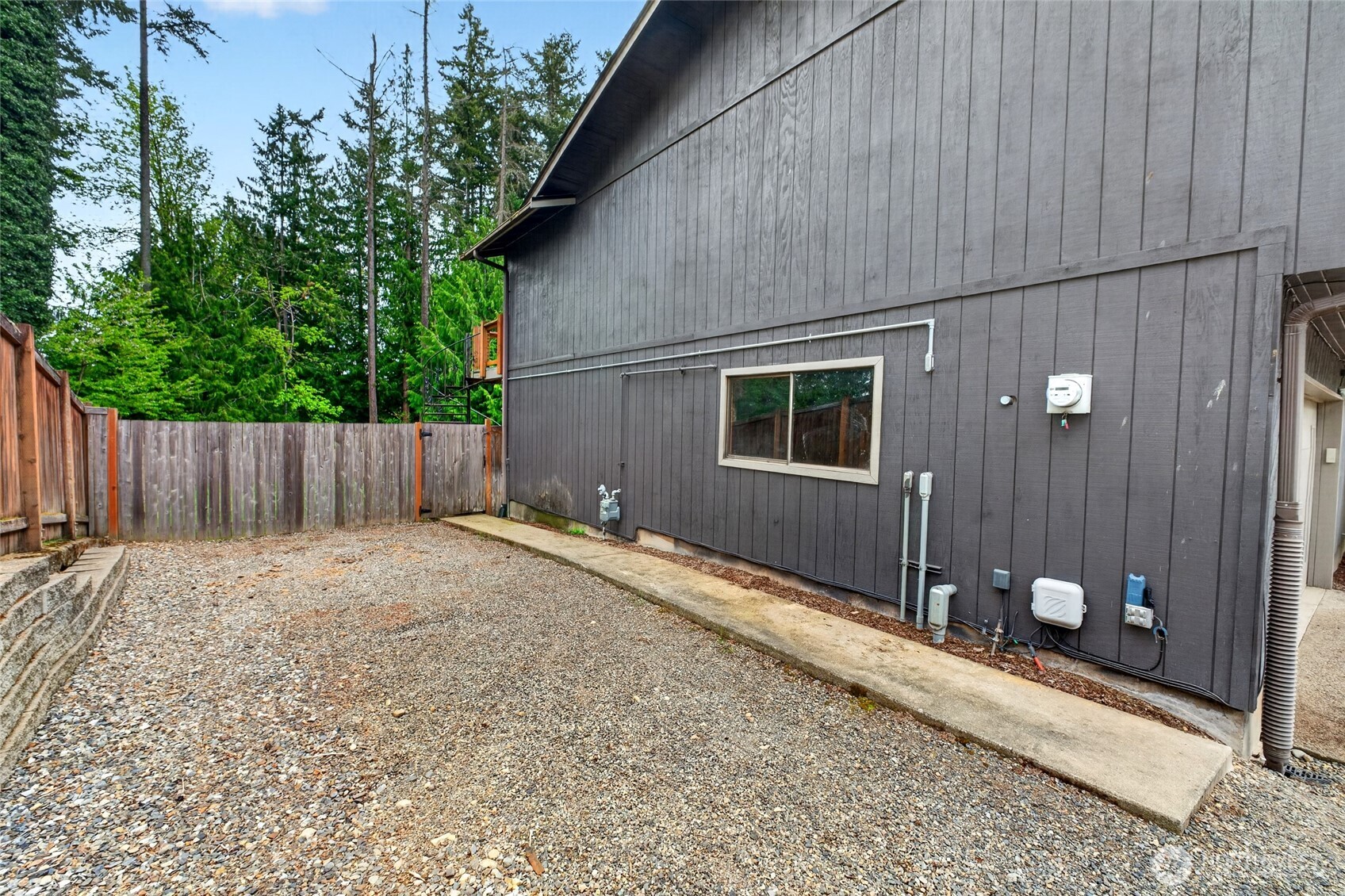 4815 West Tapps Dr East Lake Tapps WA 98391