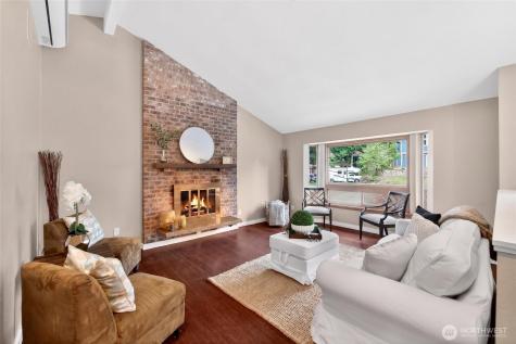4815 West Tapps Dr East Lake Tapps WA 98391